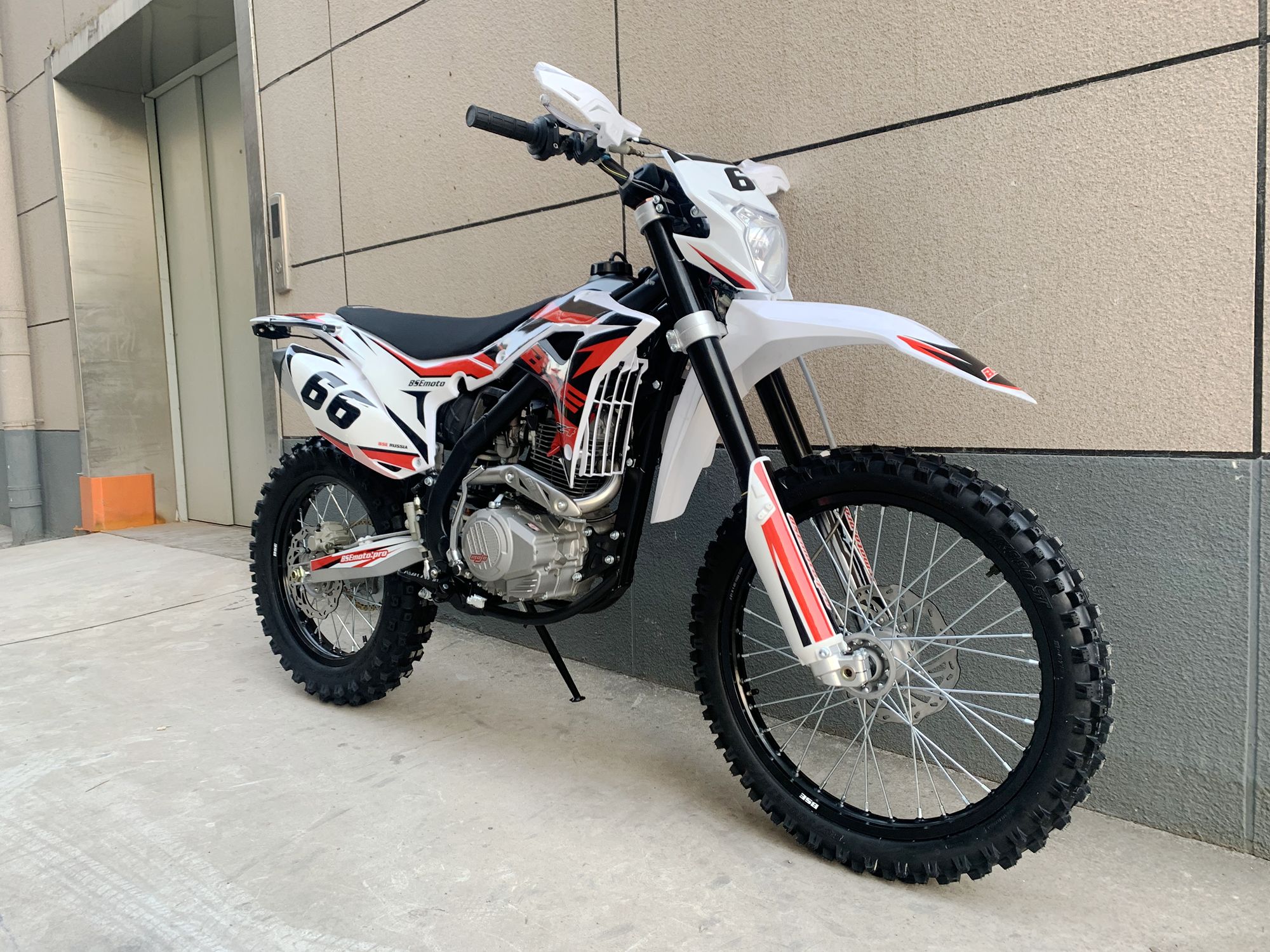 Кроссовый мотоцикл BSE Z4 Red 66 21/18