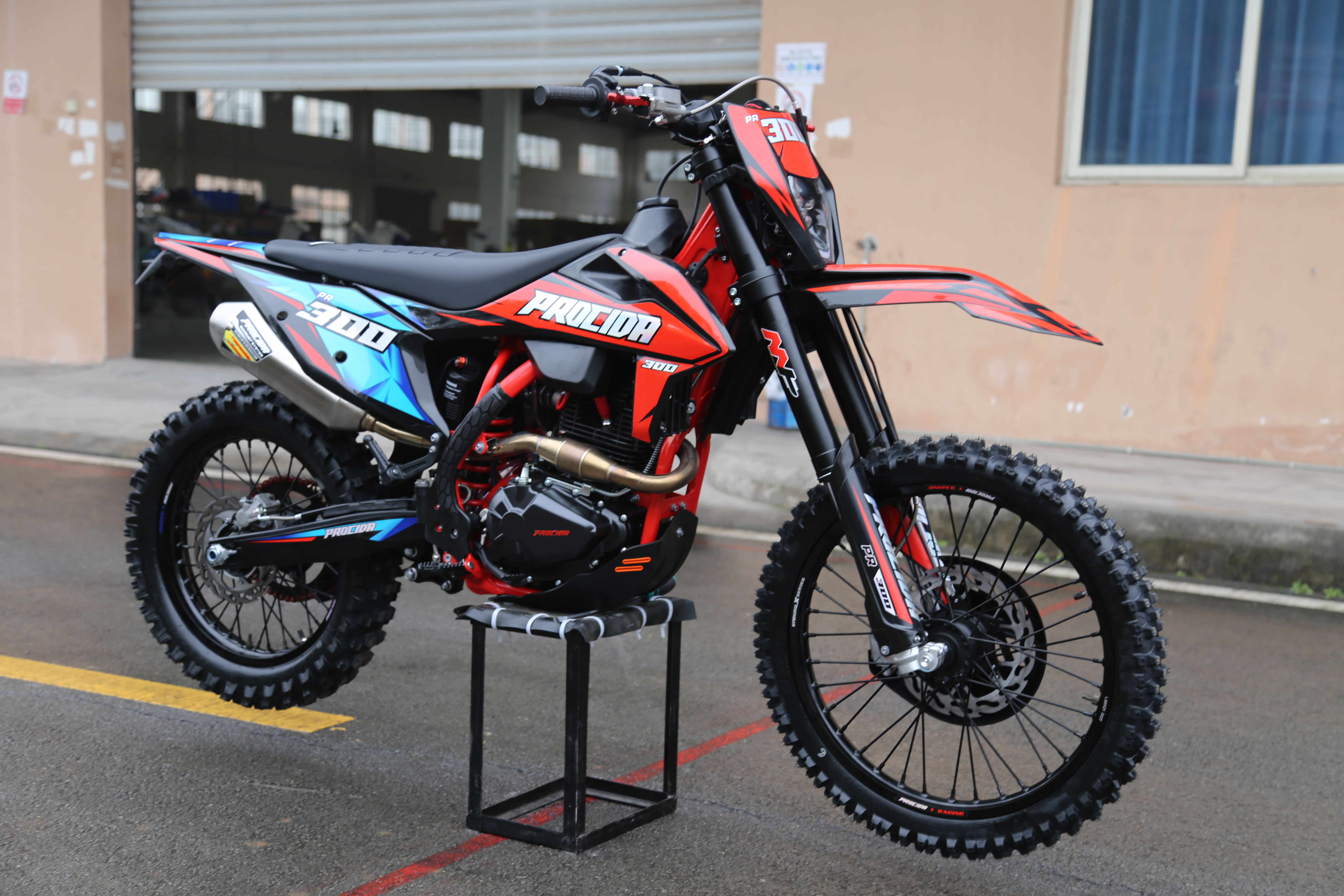 Мотоцикл PROCIDA 2020 PR300 (BNK-K03)