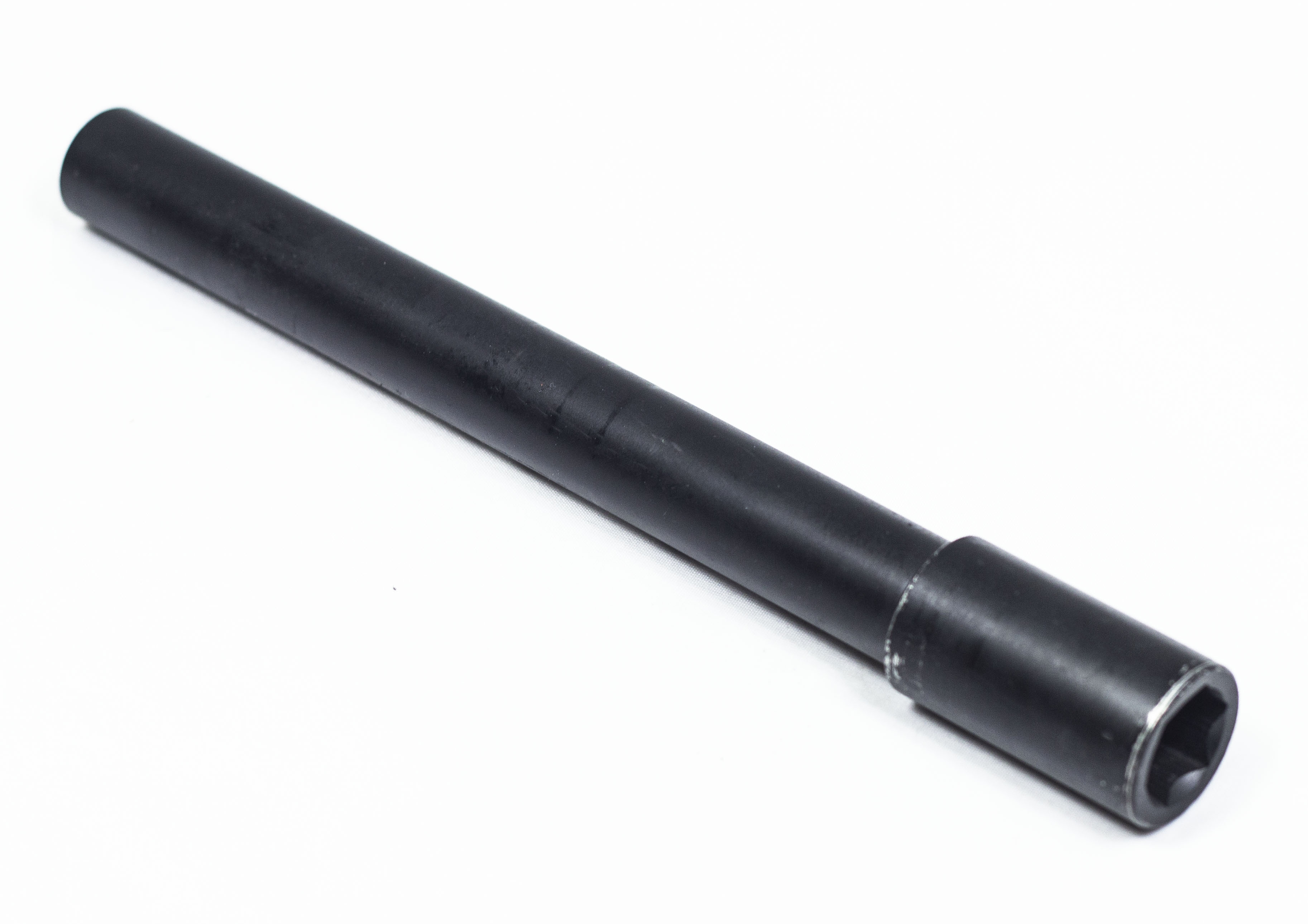 WHEEL SPIN.FR. CPL. D=22 15 (Ось переднего колеса)