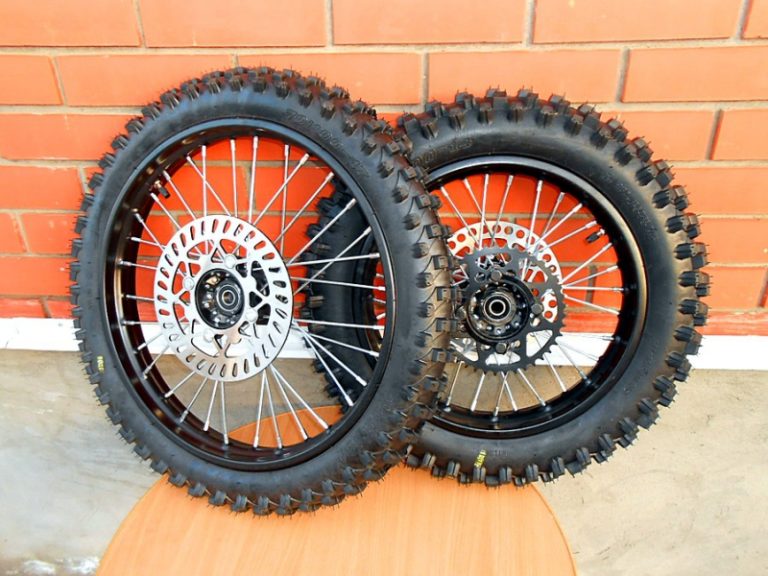 Комплект колес 17/14 алюминиевые обода