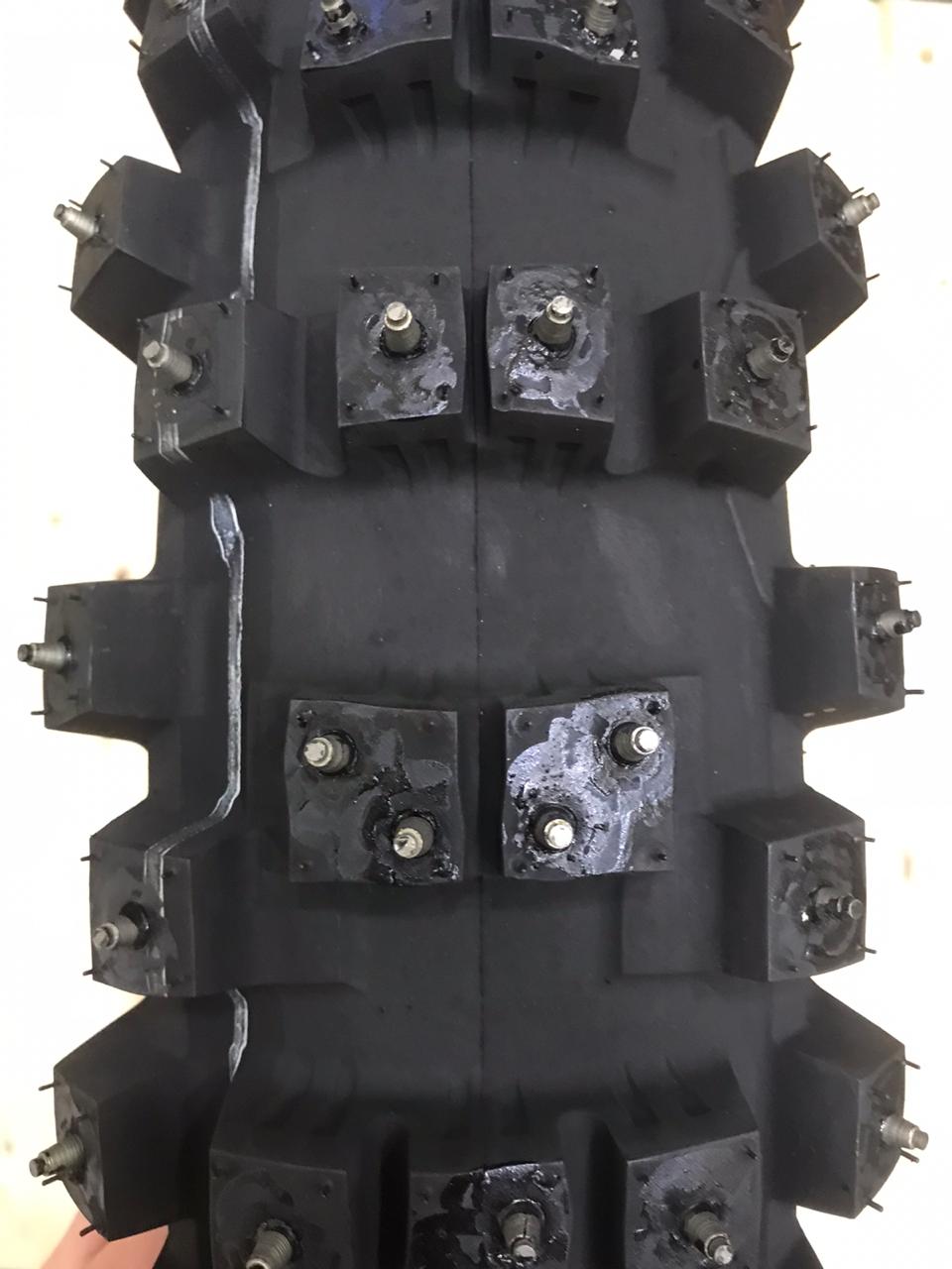 Комплект шипованной резины MITAS Win/FR 21/18