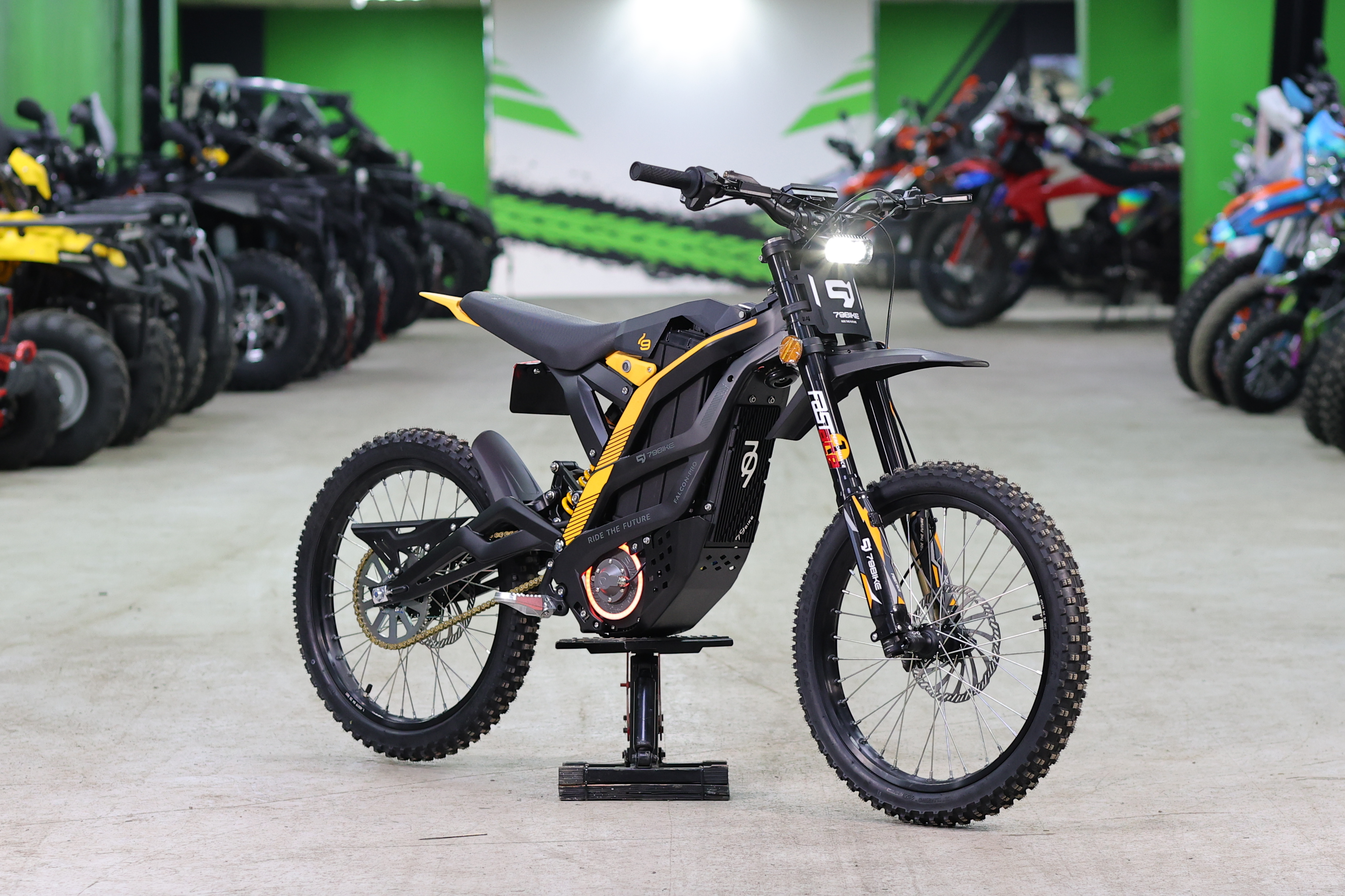 Электромотоцикл Falcon PRO