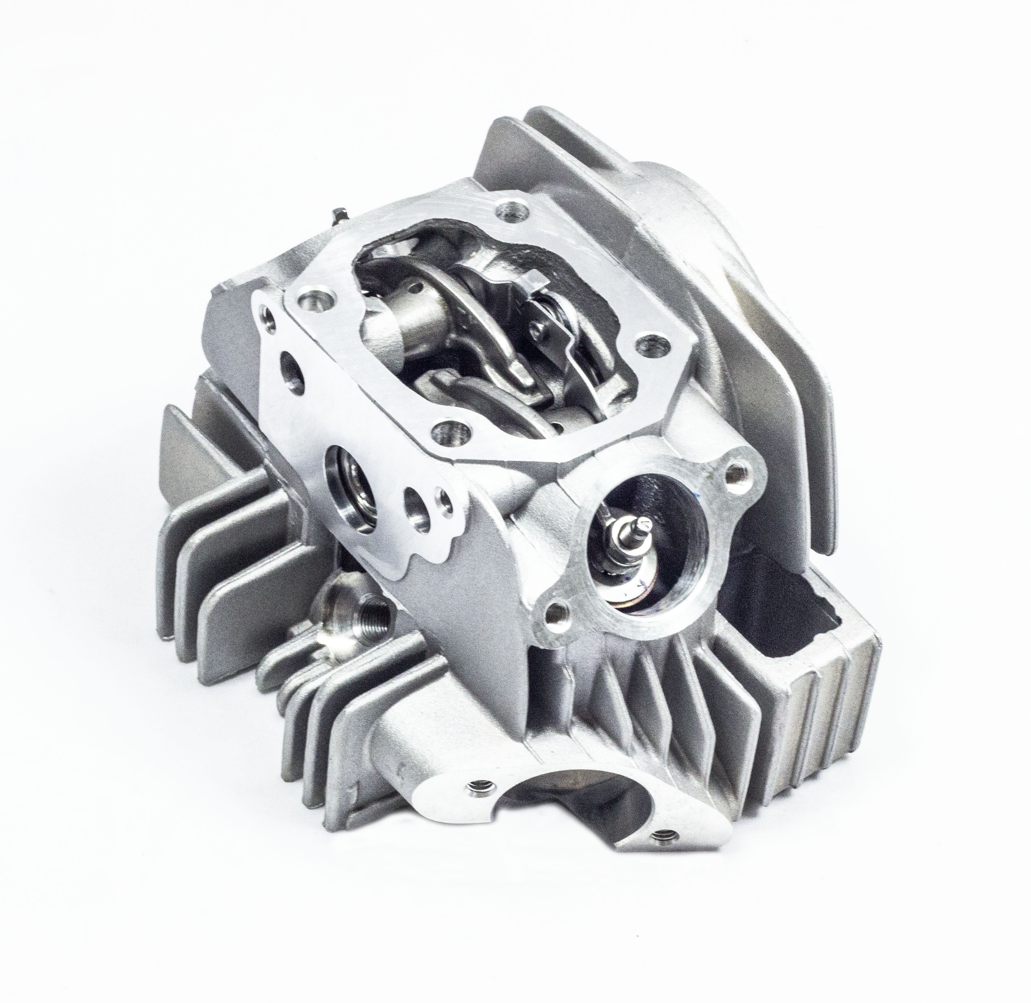 Головка цилиндра в сборе с распредвалом двиг. YX140 см3  SM-PARTS