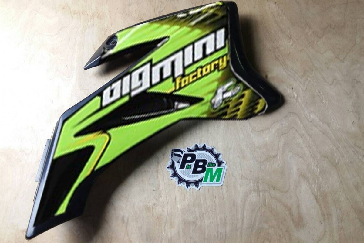 Обтекатель передний правый зеленый KLX