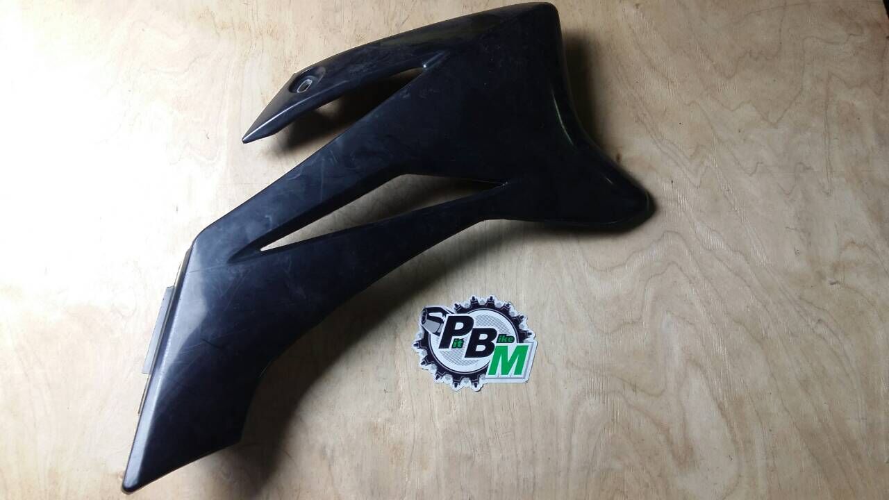 Обтекатель передний правый черный KLX