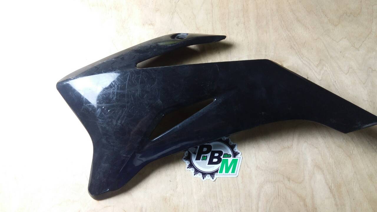 Обтекатель передний черный пара Apollo