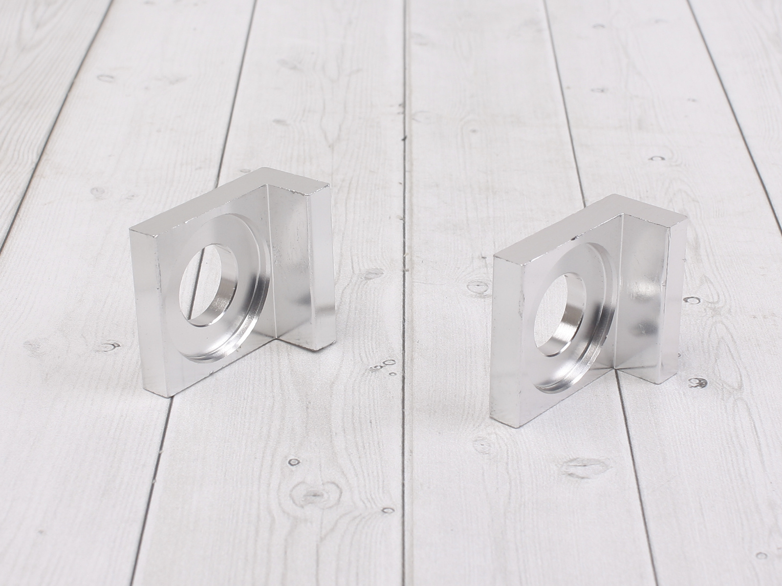 Натяжитель цепи CNC 15 мм серебрянные