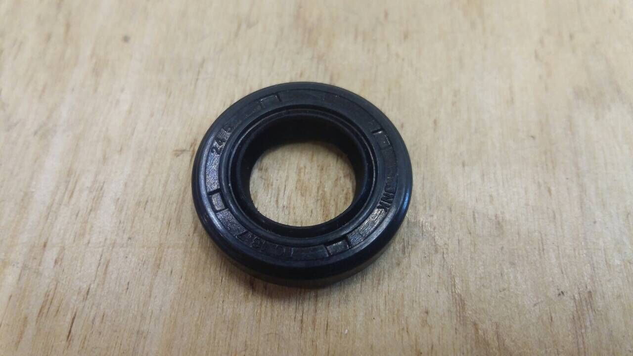 Сальник 18.7х24х5