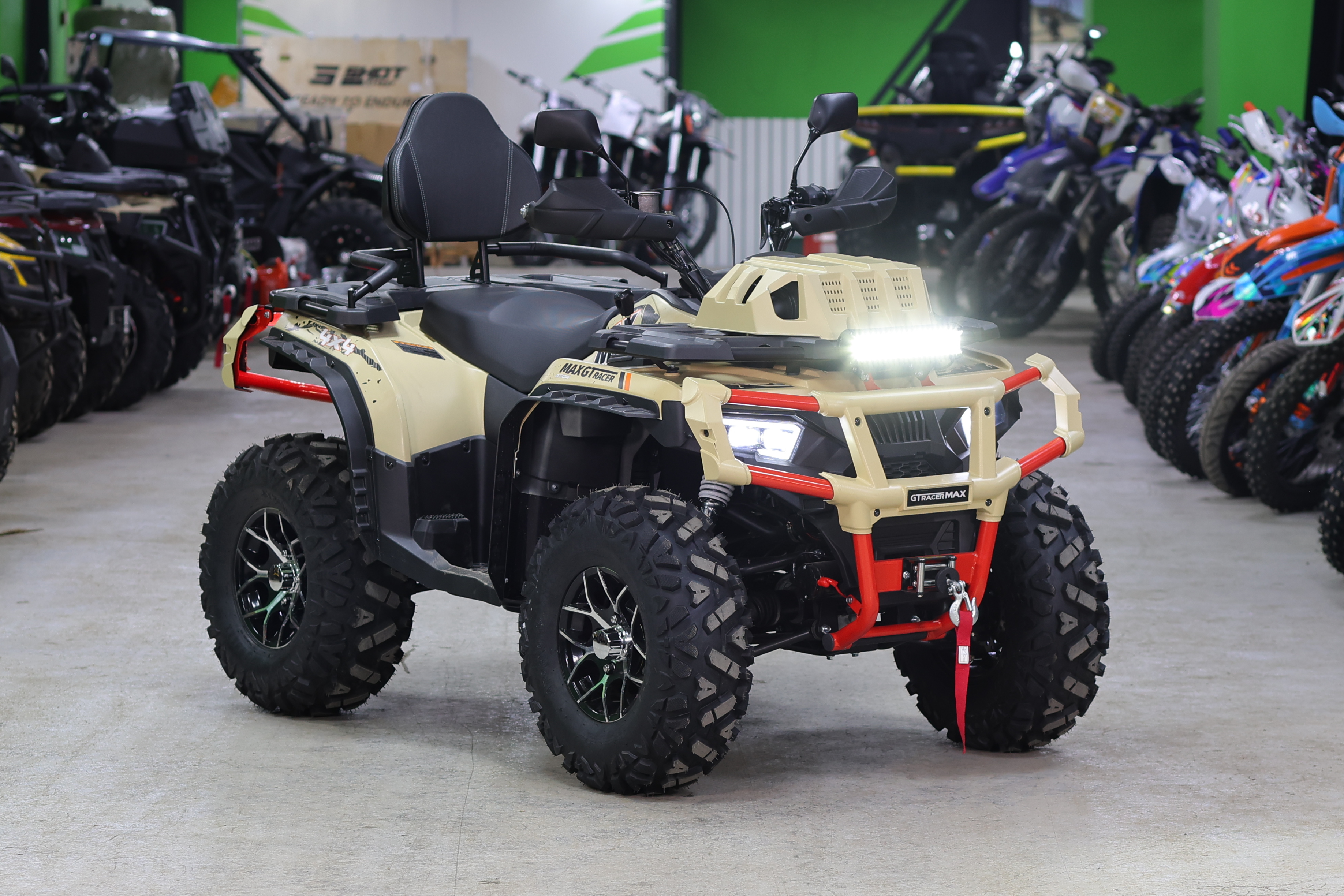 Квадроцикл GT-RACER MAX 550 4x4 EFI (серый)