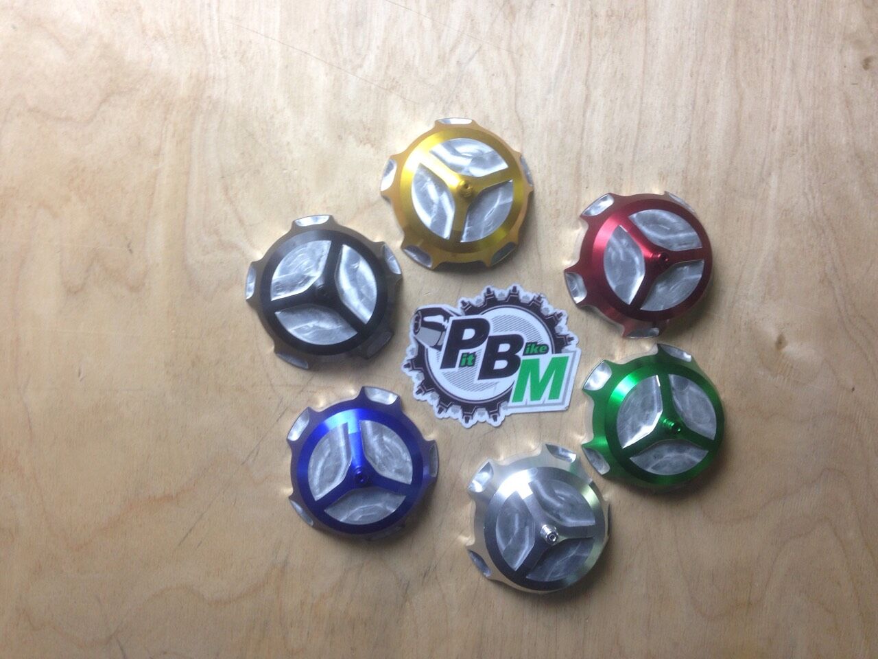 Крышка топливного бака CNC 1