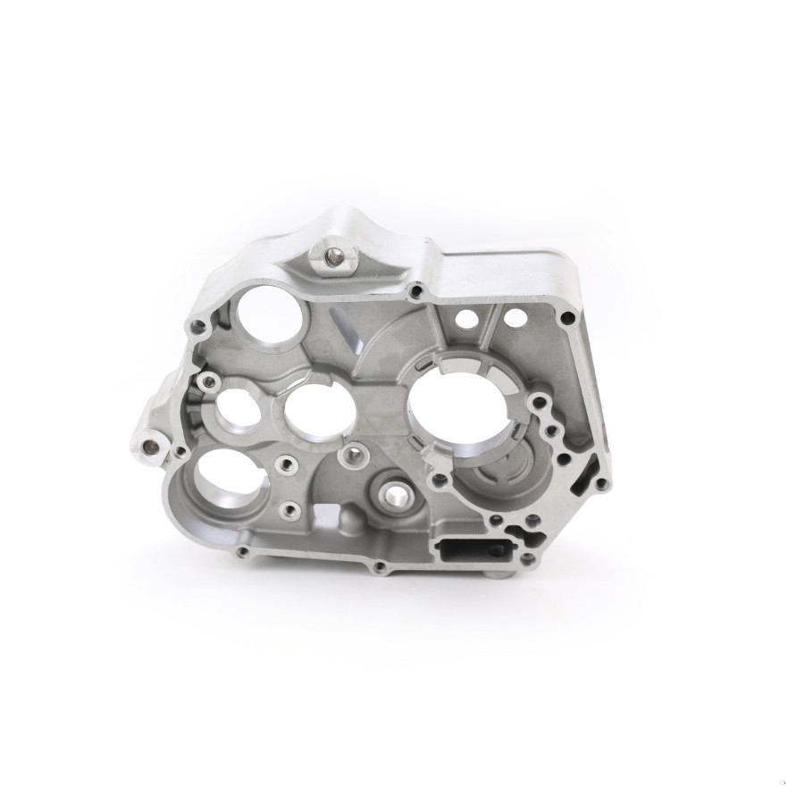 Картер правый ZS W190 190см3