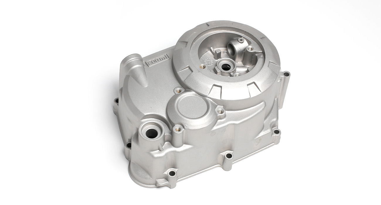 Крышка правого картера двигателя KAYO двиг. YX140 см3 (эл.стартер) CN