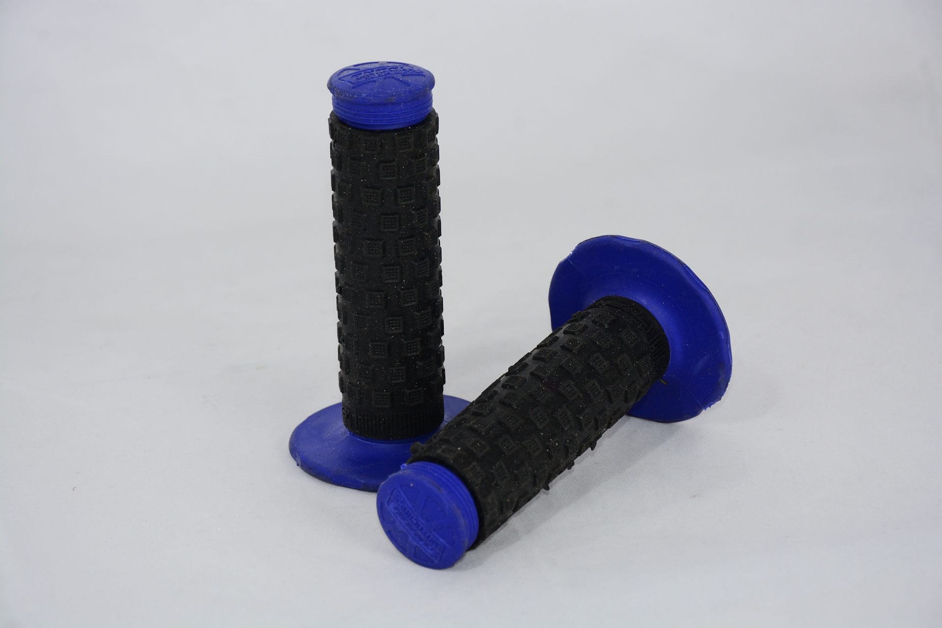 Ручки руля ZX-485 синие/черные