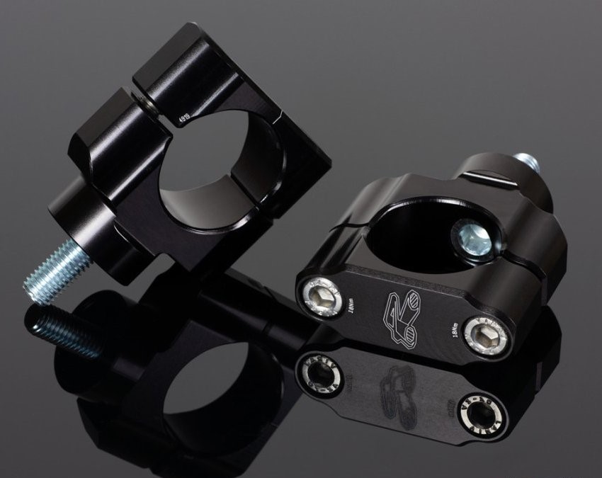 Кронштейны крепления руля RENTHAL d-36 mm KTM, Husqvarna до 2017 CL061