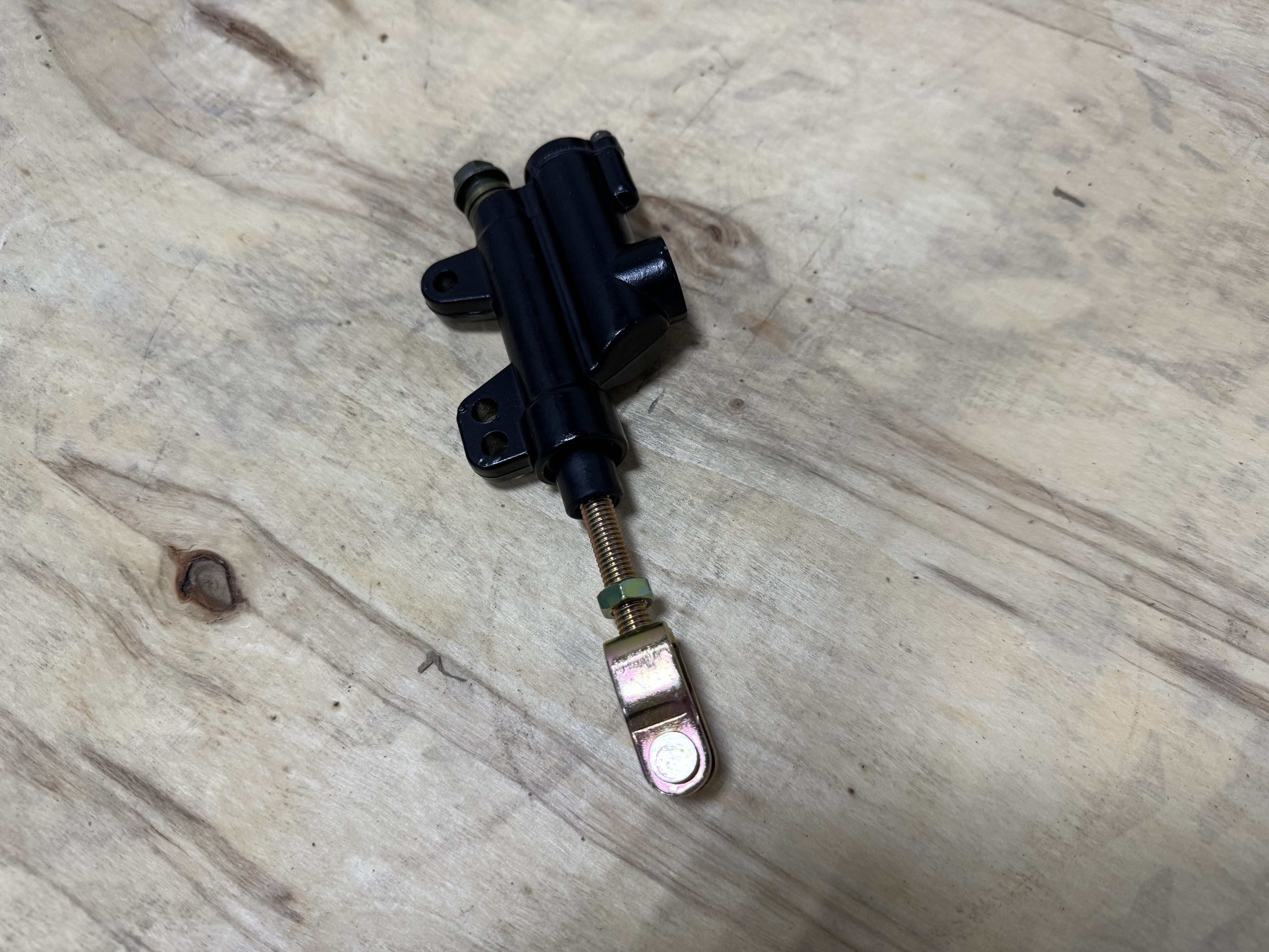 Тормозной цилиндр задний PROCIDA CB250D