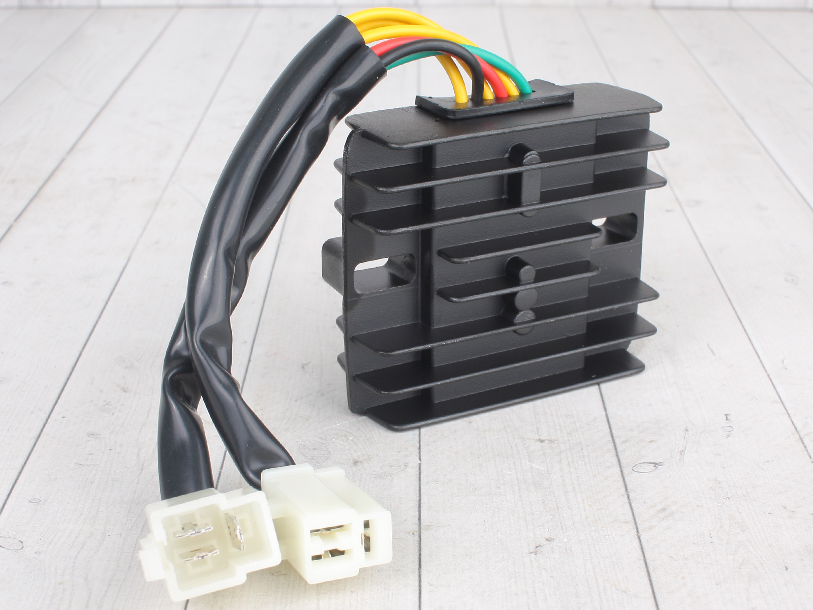 Реле регулятор CB250