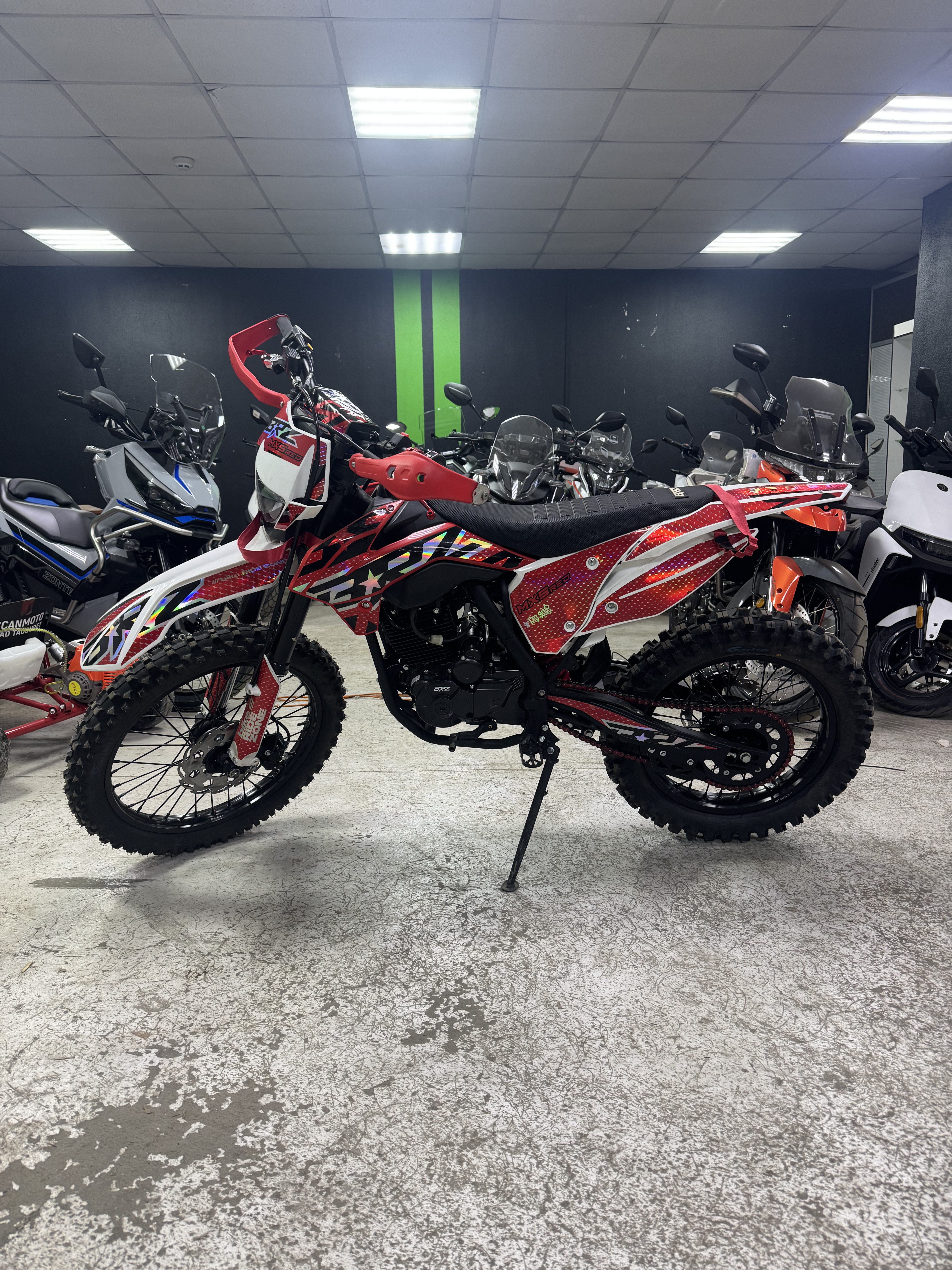 Мотоцикл BRZ MX5 PR300 RED б/у