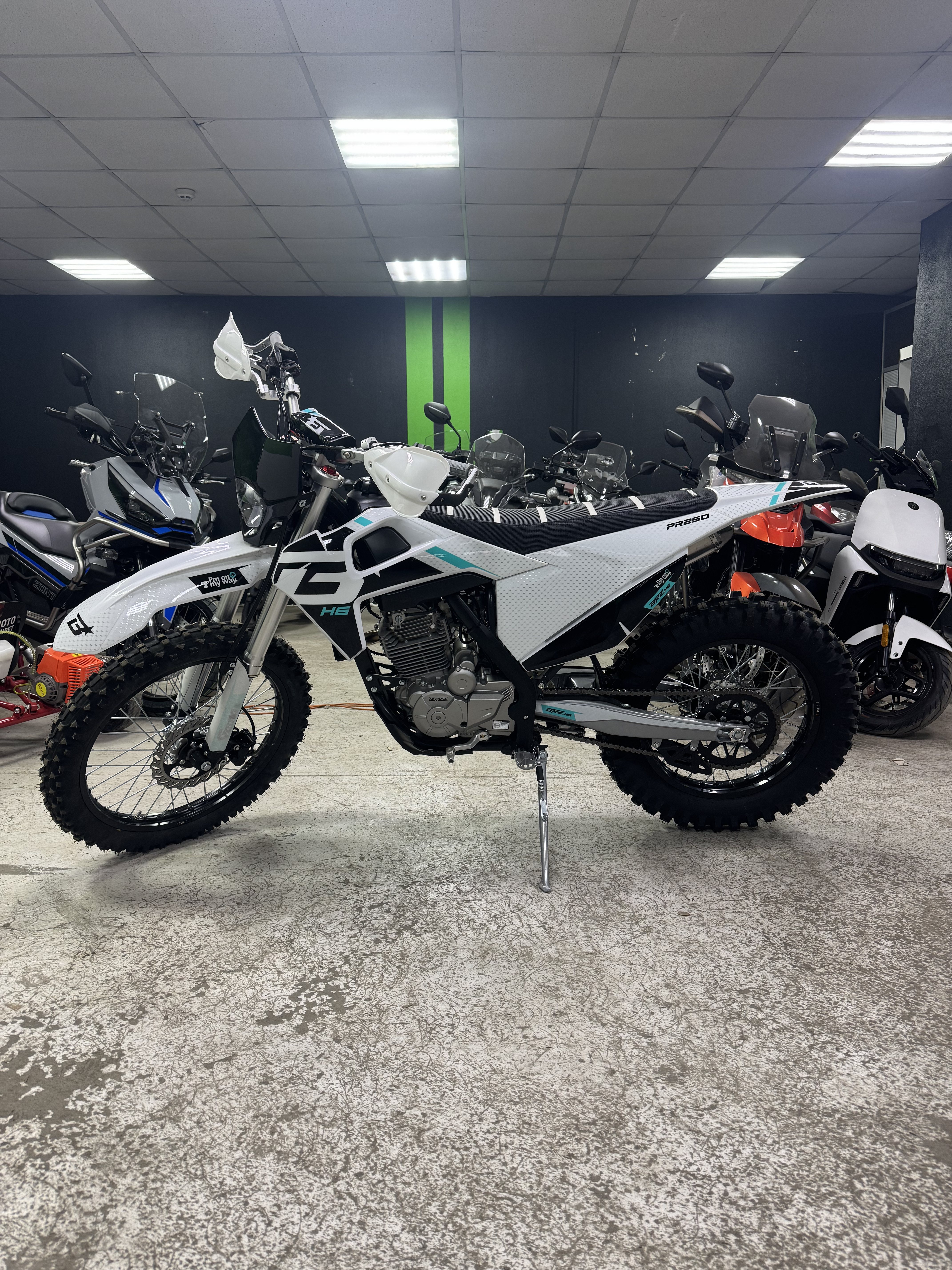 Мотоцикл BRZ H6 PR250 б/у