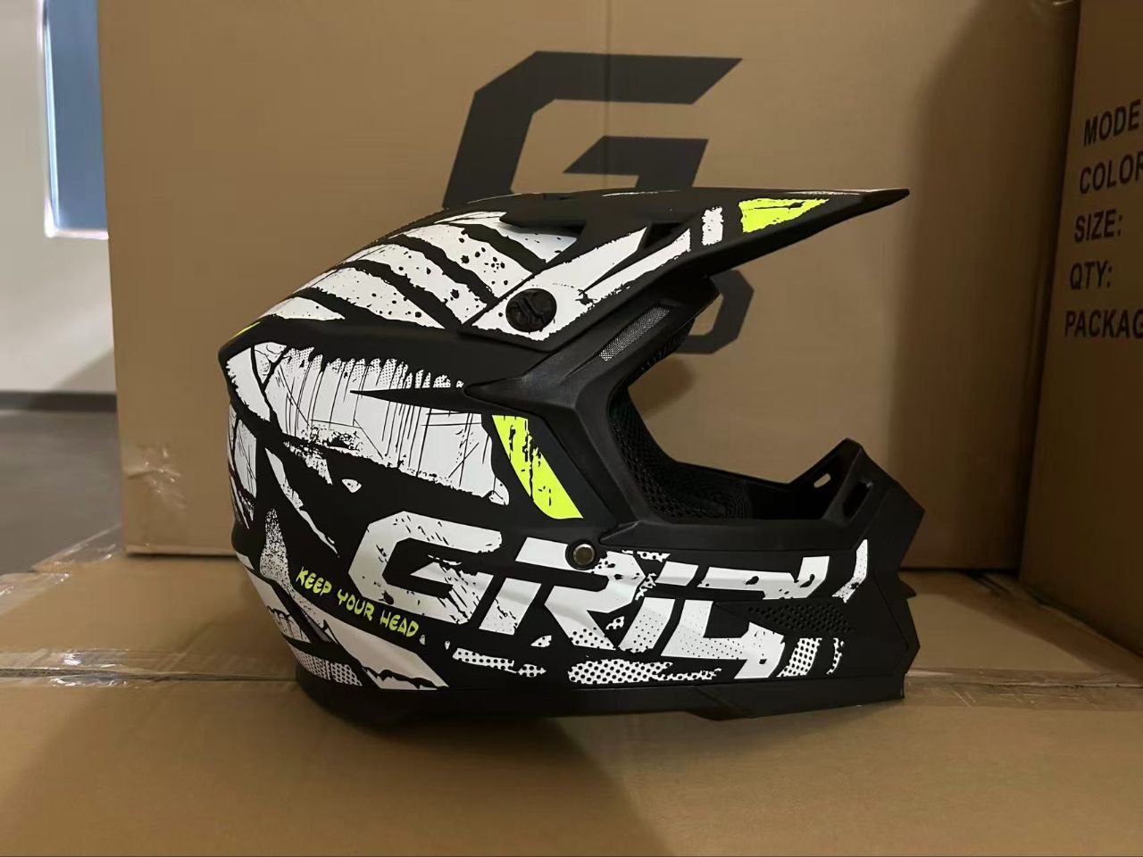 Мотошлем GRID RIVAL Black/Yellow Размер M